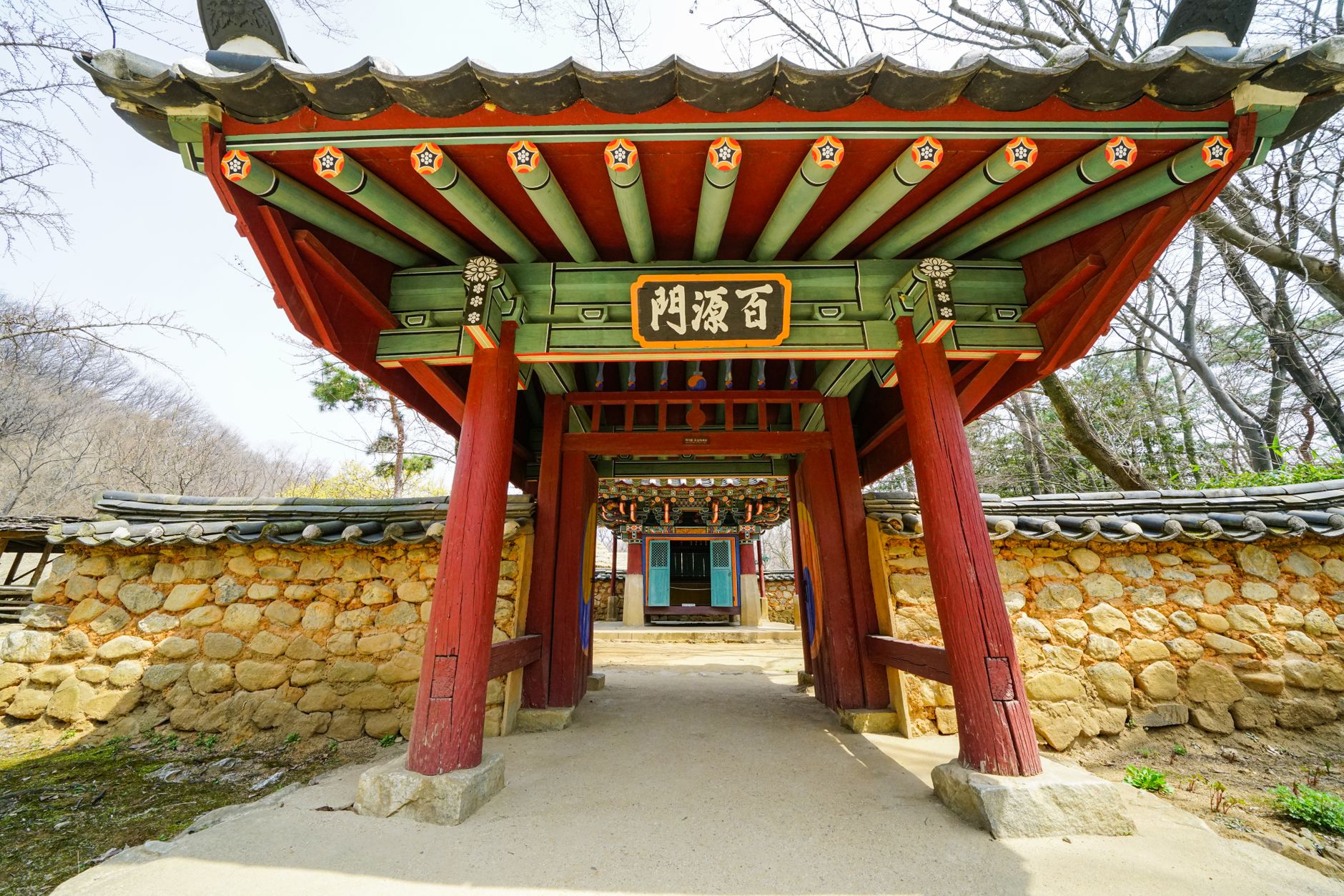 龙洞庵