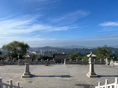 张氏墓园实景图片