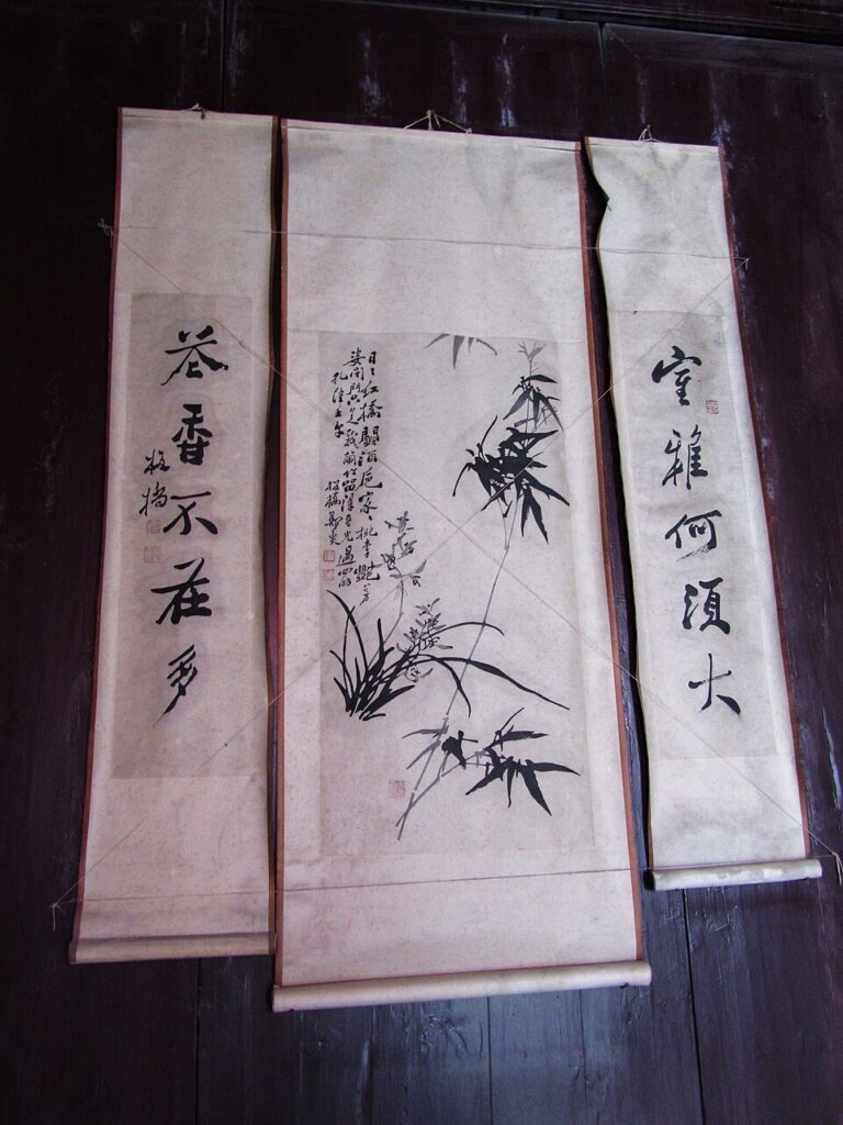张太雷故居客堂内郑板桥书画复制品