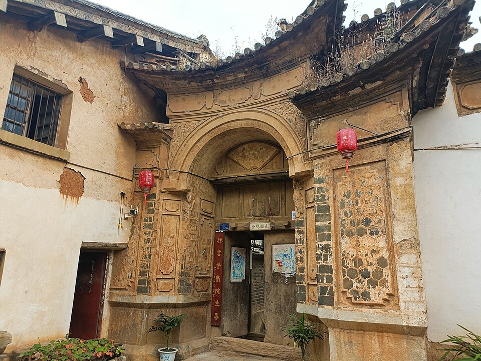 李家大院实景图片
