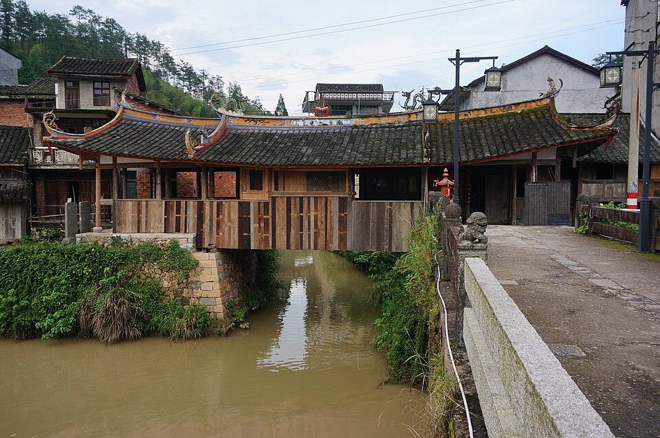 泰顺廊桥实景图片
