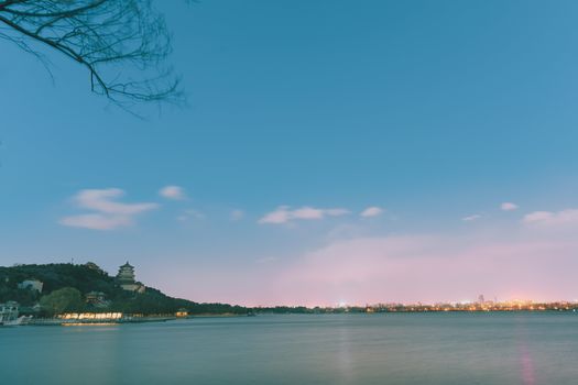 昆玉湖实景图片
