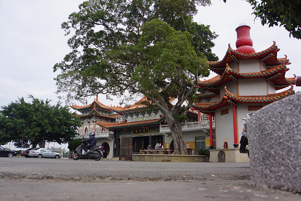 赤山龙湖巌寺庙近景