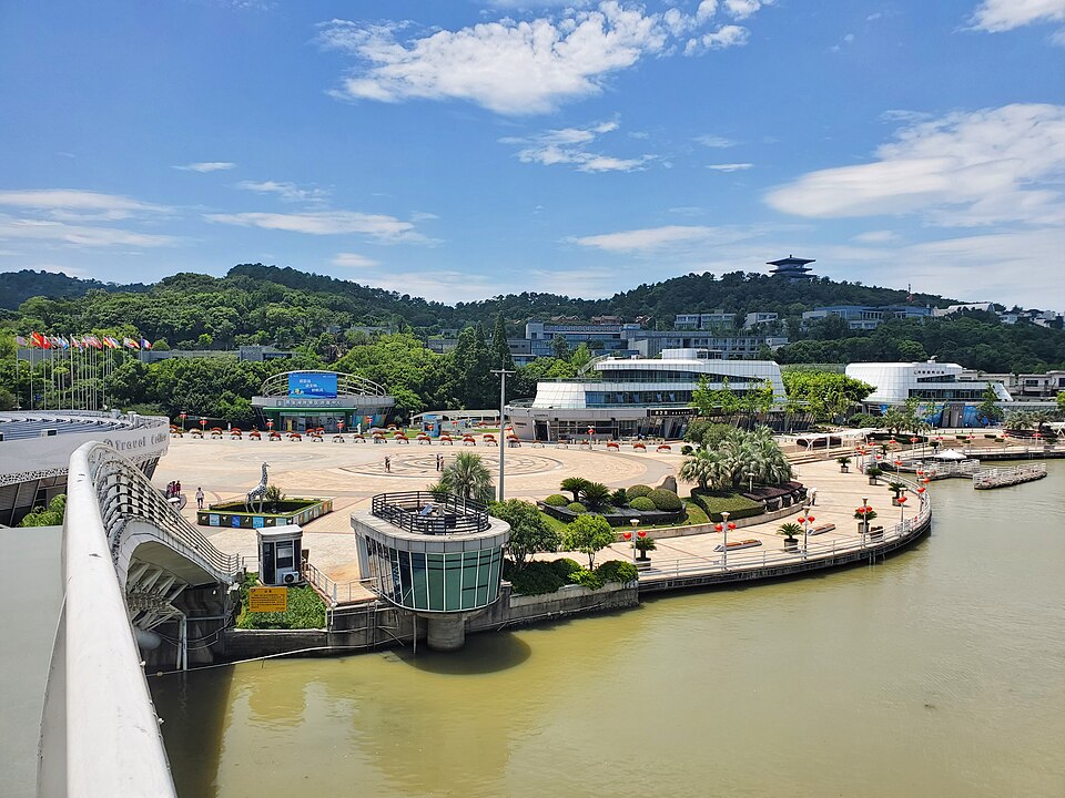 湖州月亮广场全景