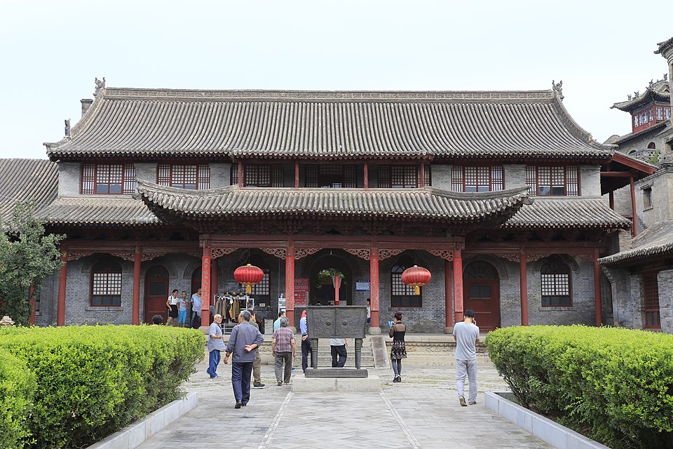 阎锡山故居第一进院正厅实景