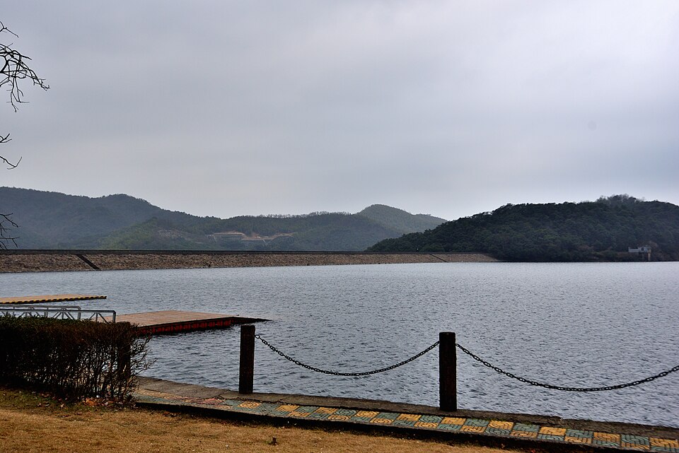 宁波九龙湖湖面实景