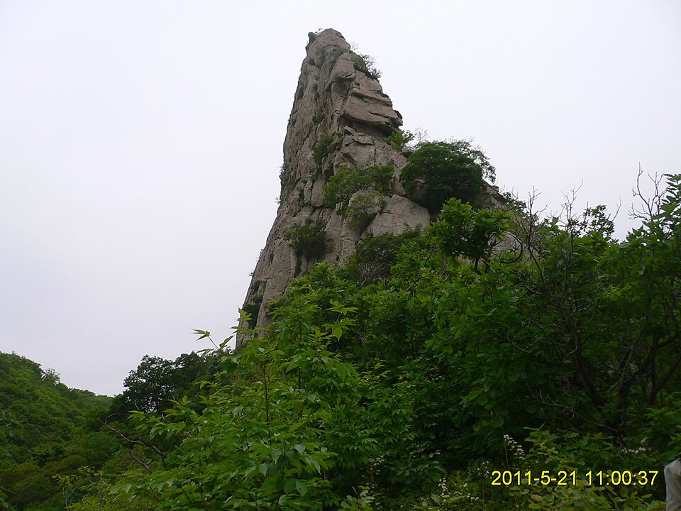 医巫闾山风景区全景