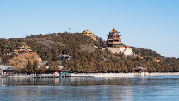 文水世泰湖远山湖景