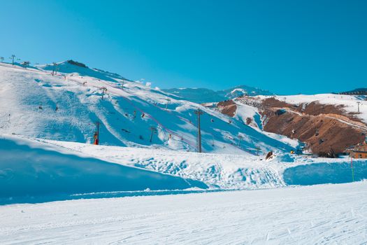 天津盘山滑雪场实景图片