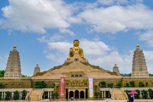 七佛山实景图片