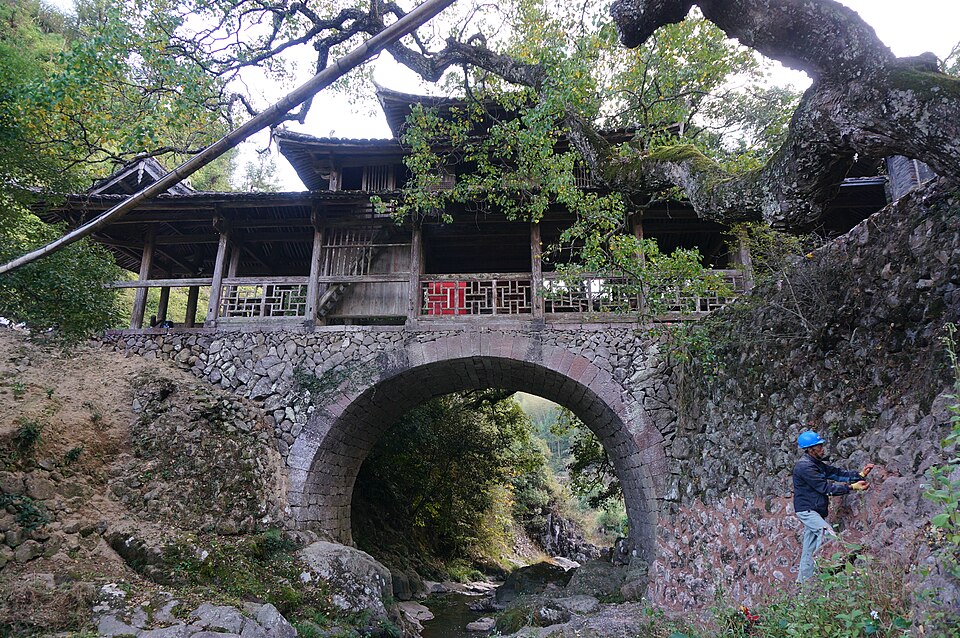 泰顺廊桥实景图片