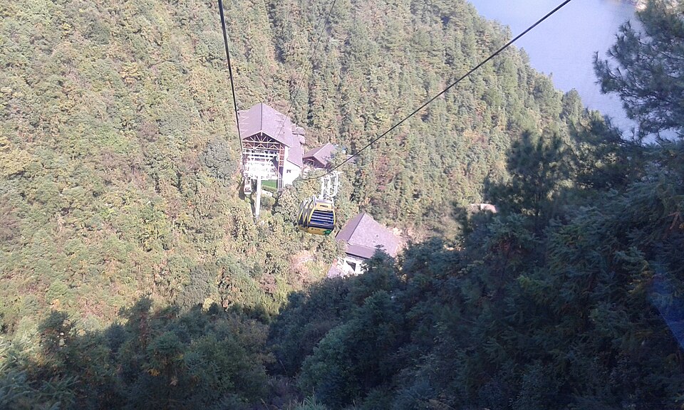 千岛湖岛屿内部实景图片