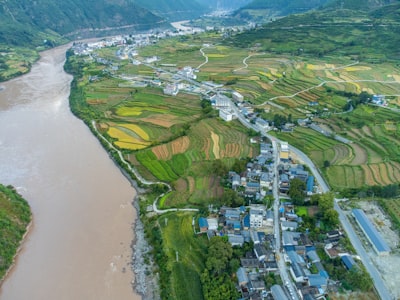 辽河油田第一口井实景图片