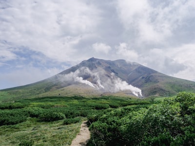 乌里雅斯太山旅游图片