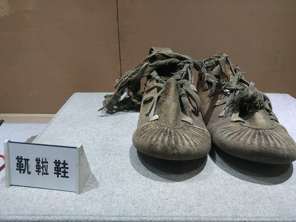 佳木斯博物馆靰鞡鞋展品
