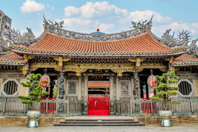 阿什姜寺实景图片