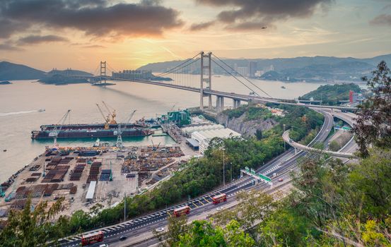 神龙湾挂壁公路参考图
