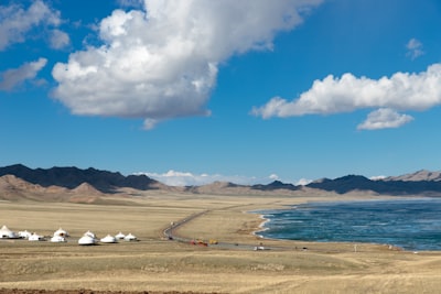 乌海市沙漠营地旅游图片