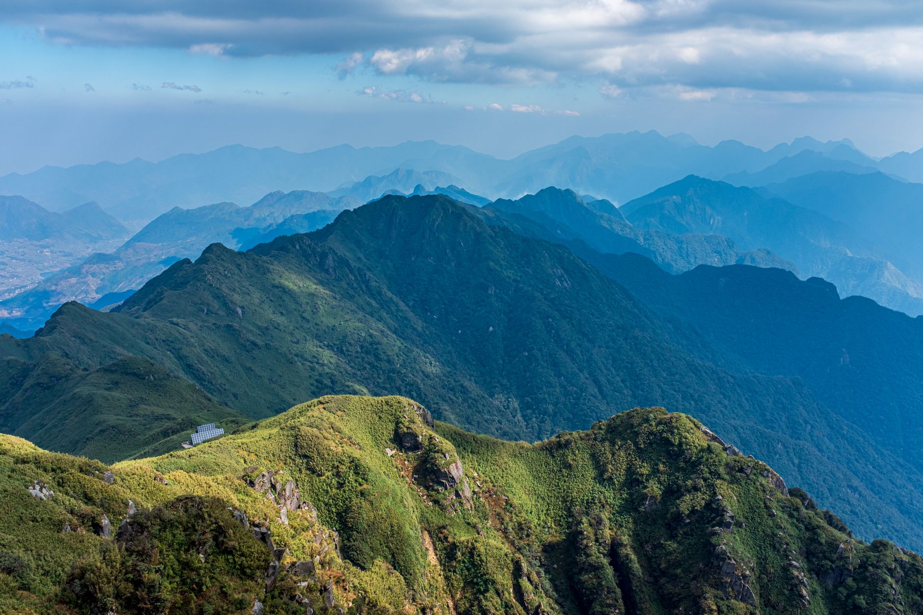 崇山