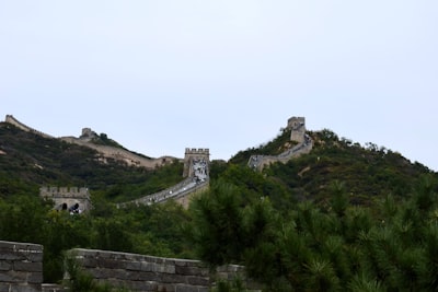 御山峡汉明长城