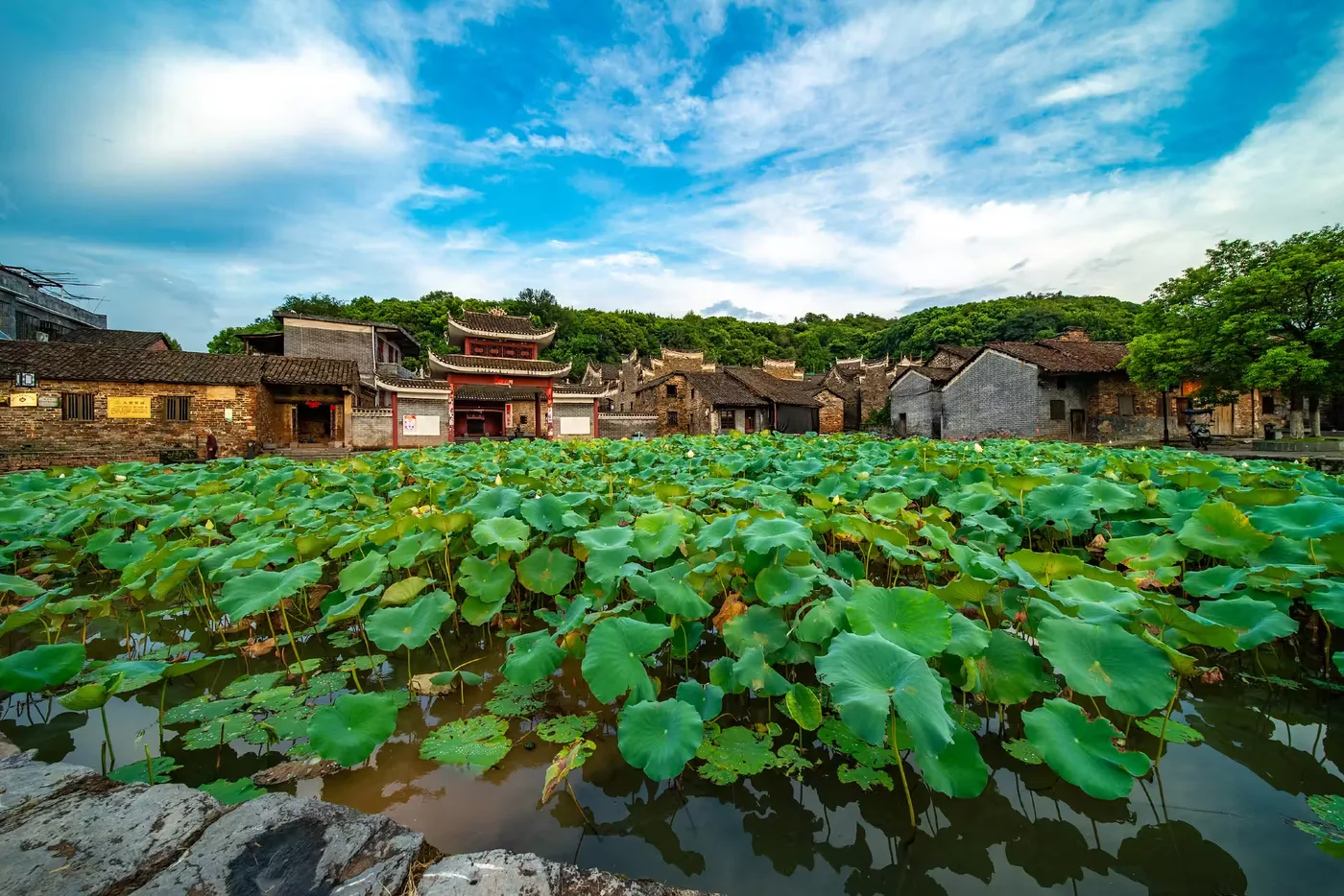 板梁古村实景图片