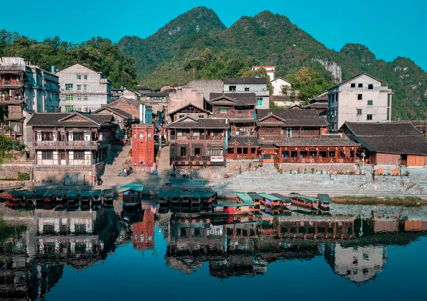 边城茶峒实景图片