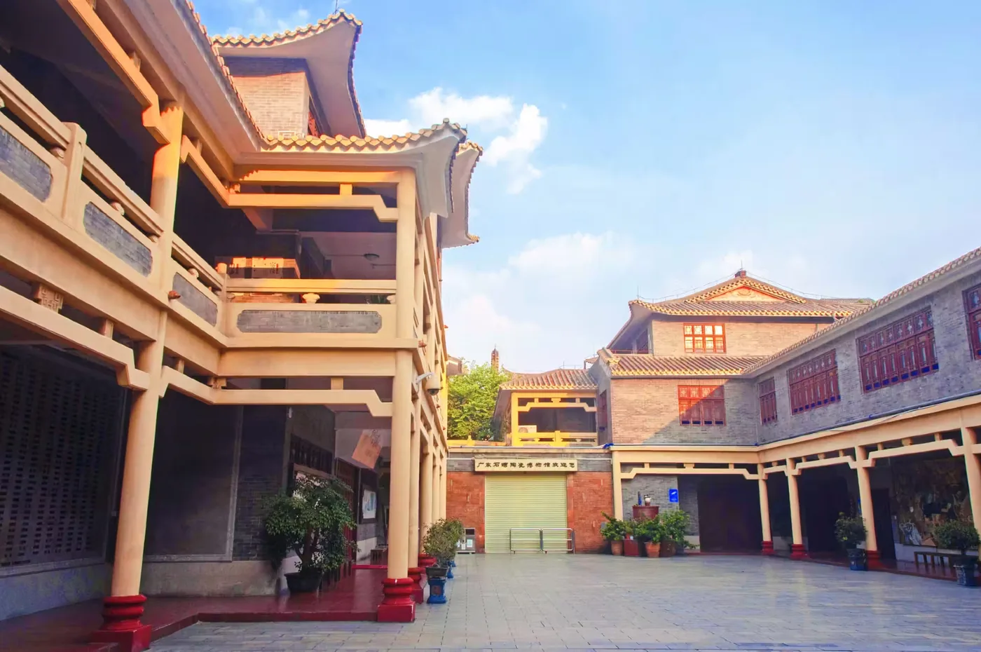 广东石湾陶瓷博物馆实景图片