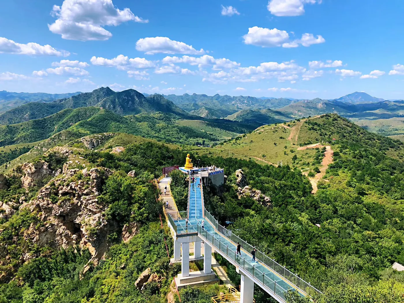 辽宁葫芦岛灵山寺风景区实景图片