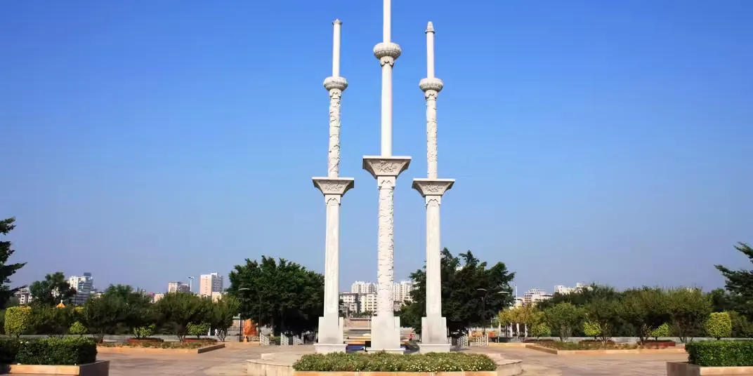 梅州院士广场实景图片