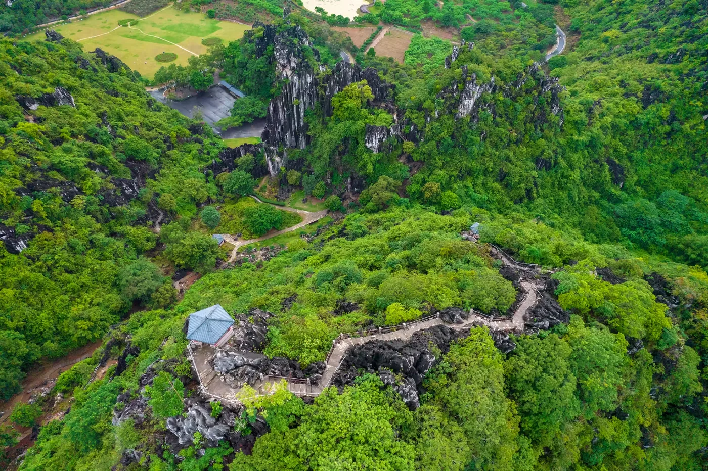 春湾石林实景图片