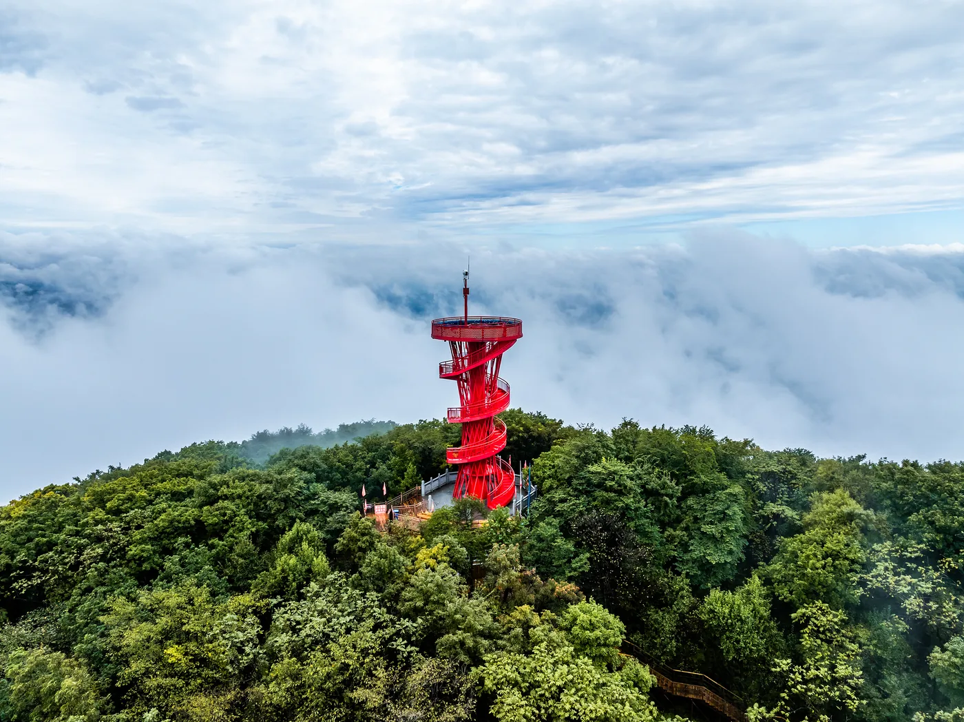 朱雀山国家森林公园实景图片