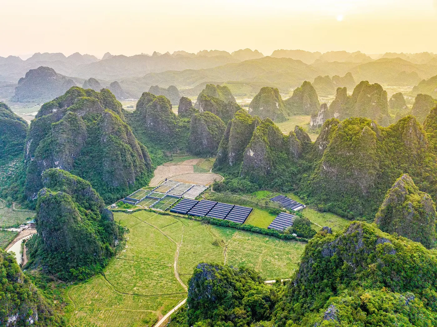 英西峰林走廊实景图片