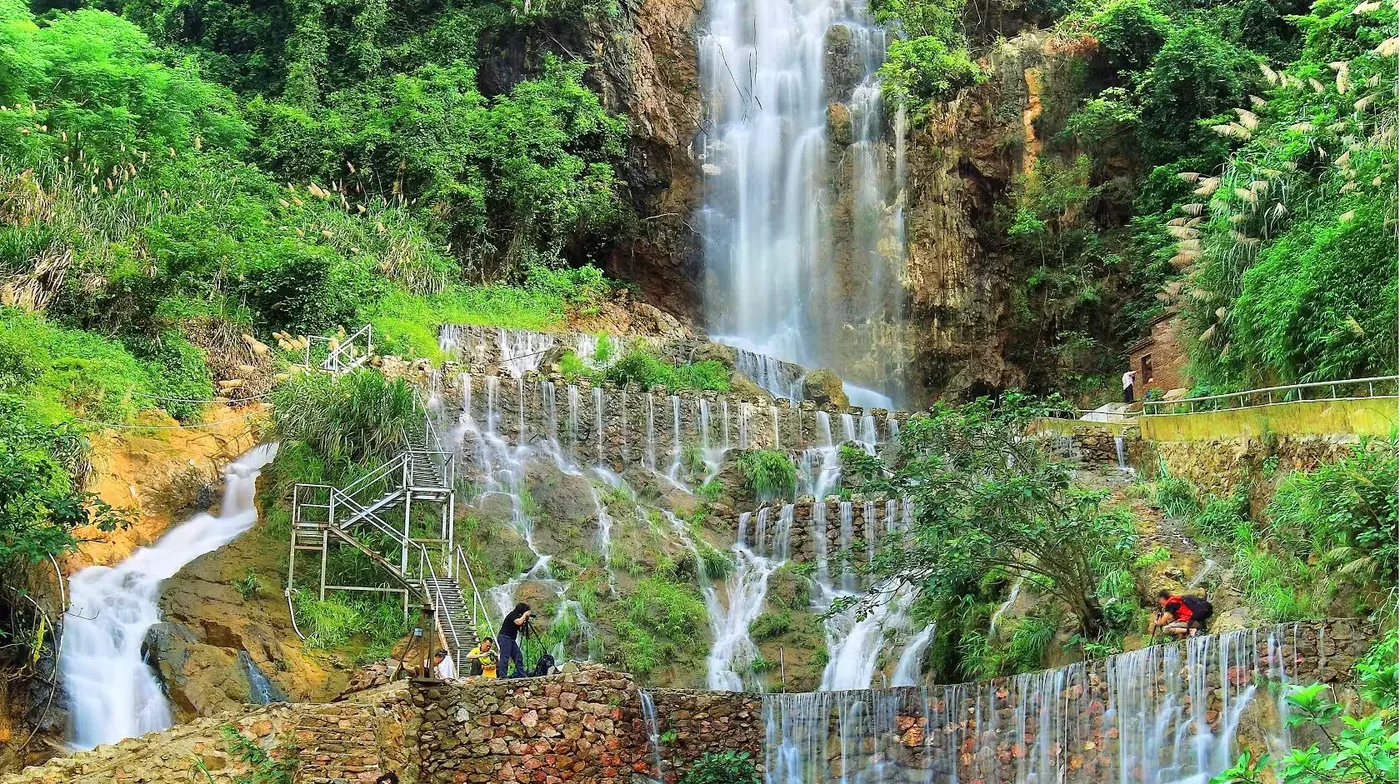 蟠龙洞风景图片