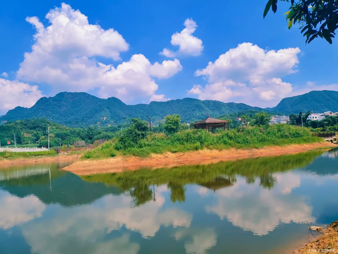 达开水库实景图片