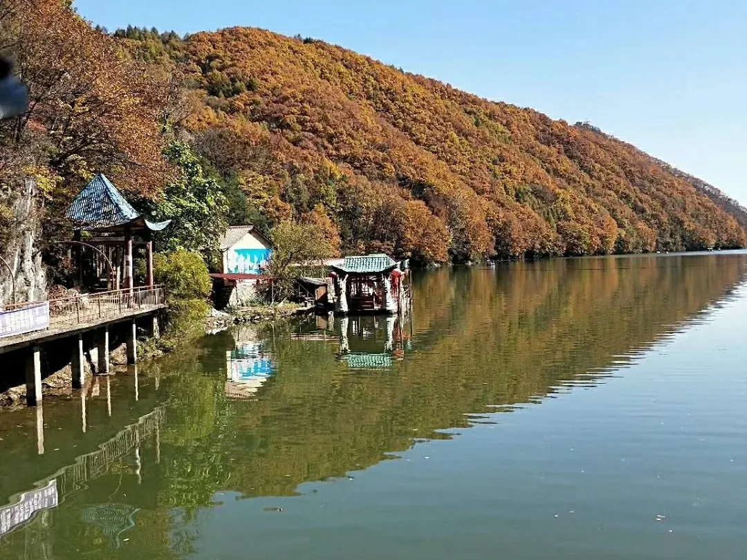 青山湖风景区实景图片