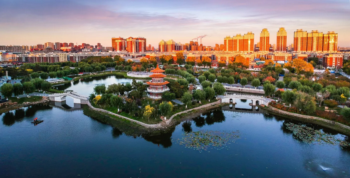 劳动公园实景图片