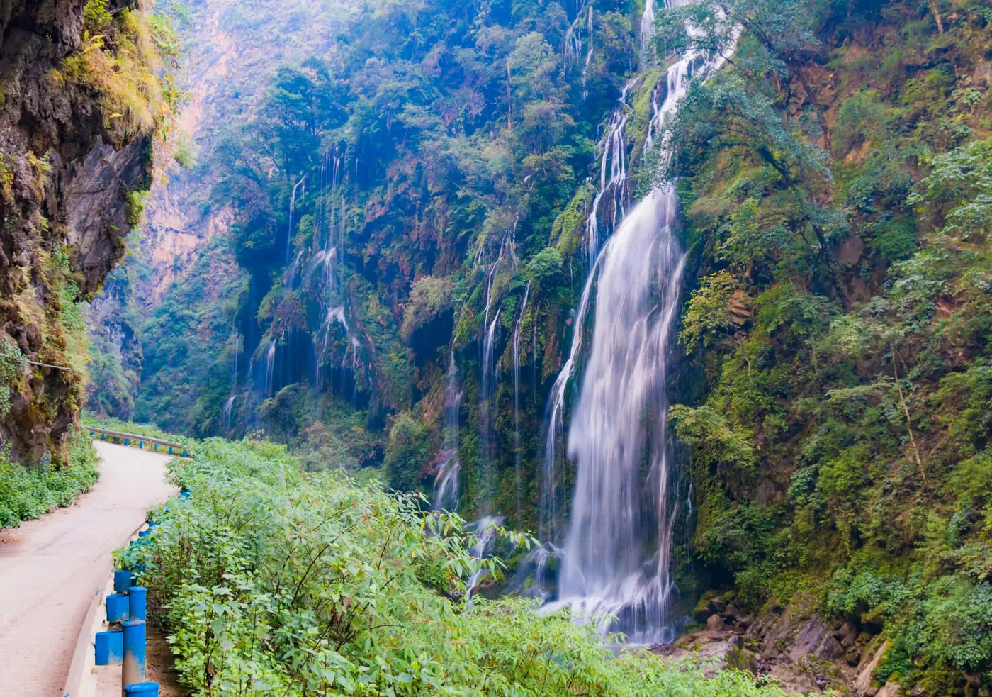 箐河瀑布实景图片