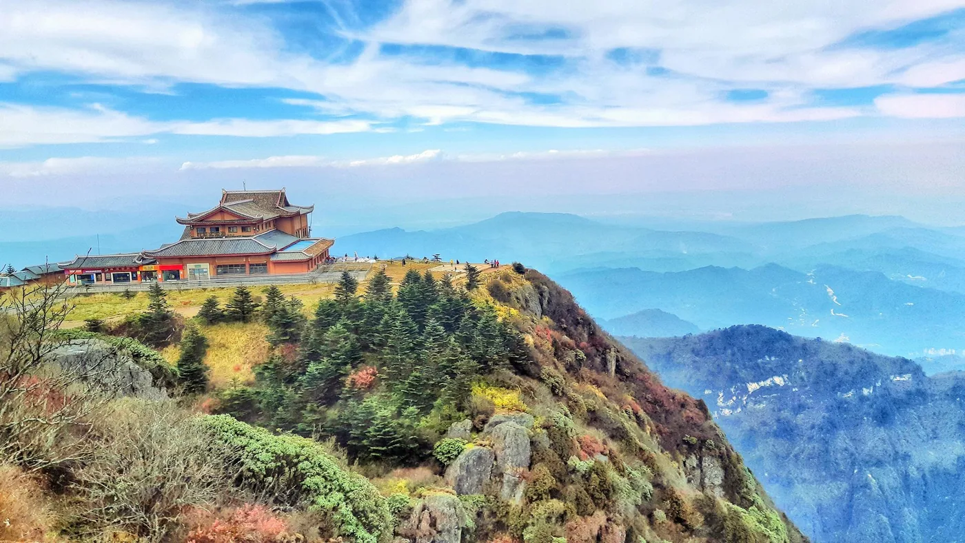 峨眉山风景图片