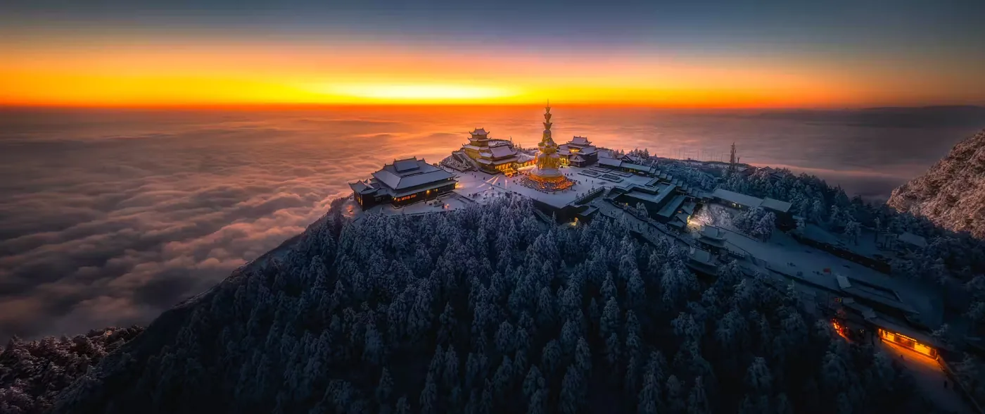 峨眉山风景图片