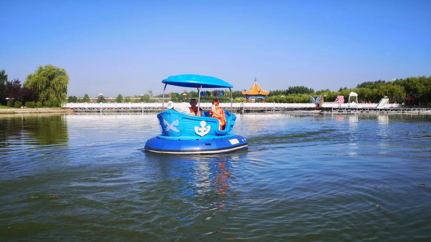 查罕诺湖实景图片