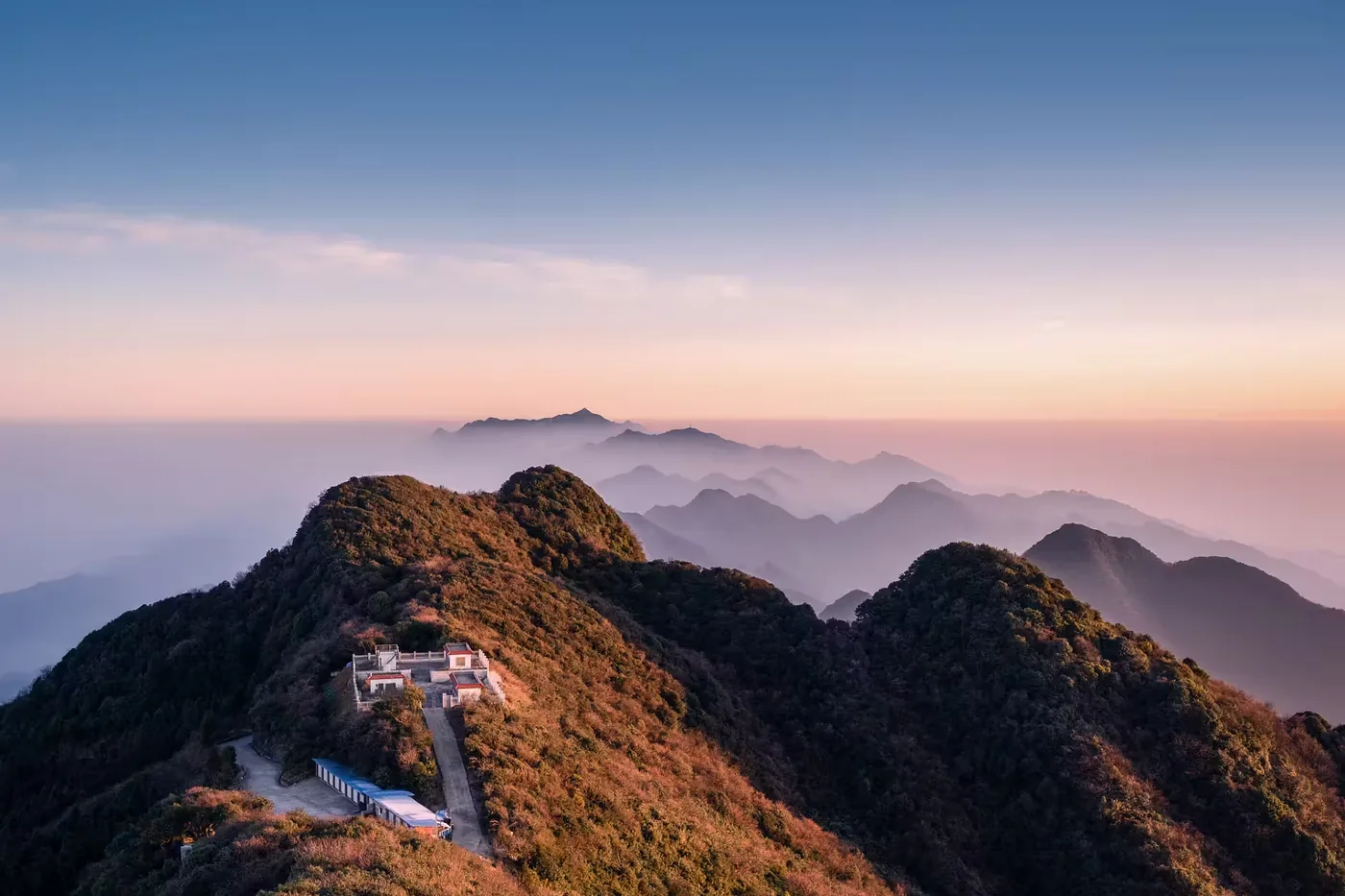 华蓥山实景图片