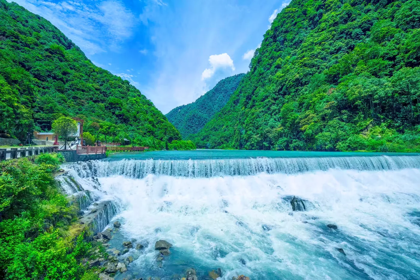 二郎山喇叭河风景图片