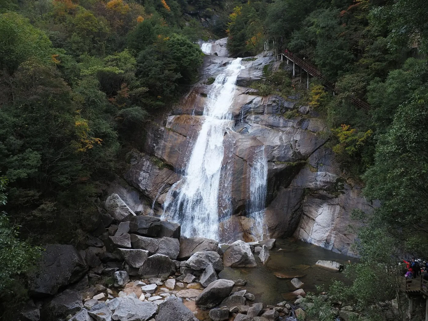 十八月潭风景图片