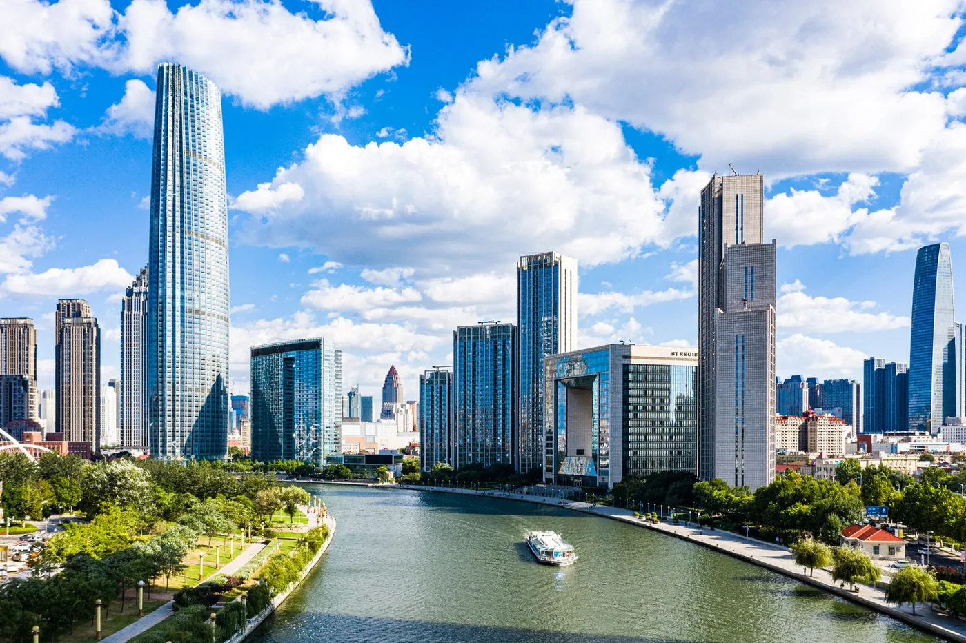 海河游船实景图片