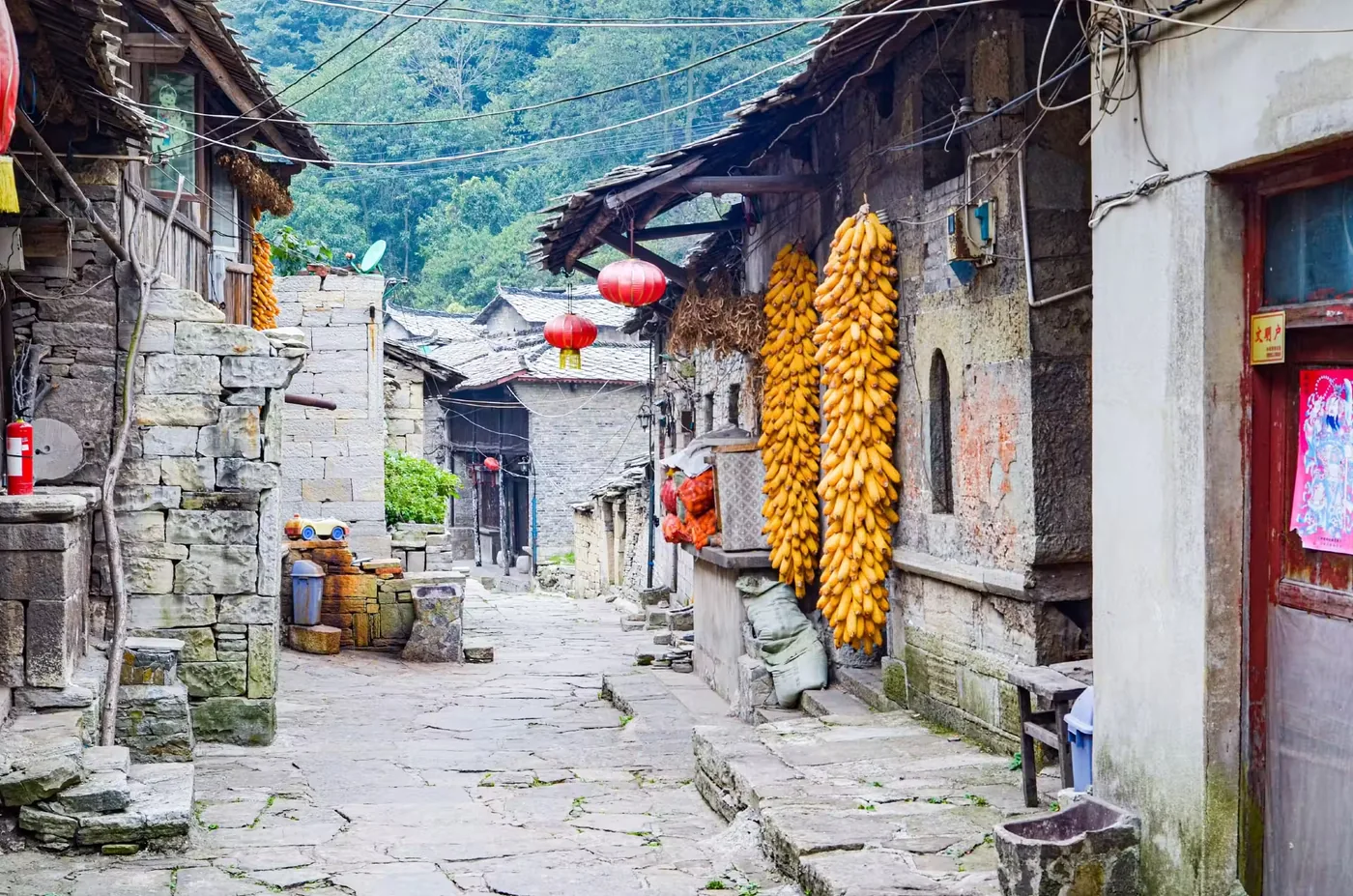 云峰八寨实景图片