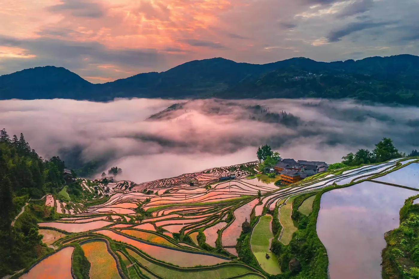 加榜梯田实景图片