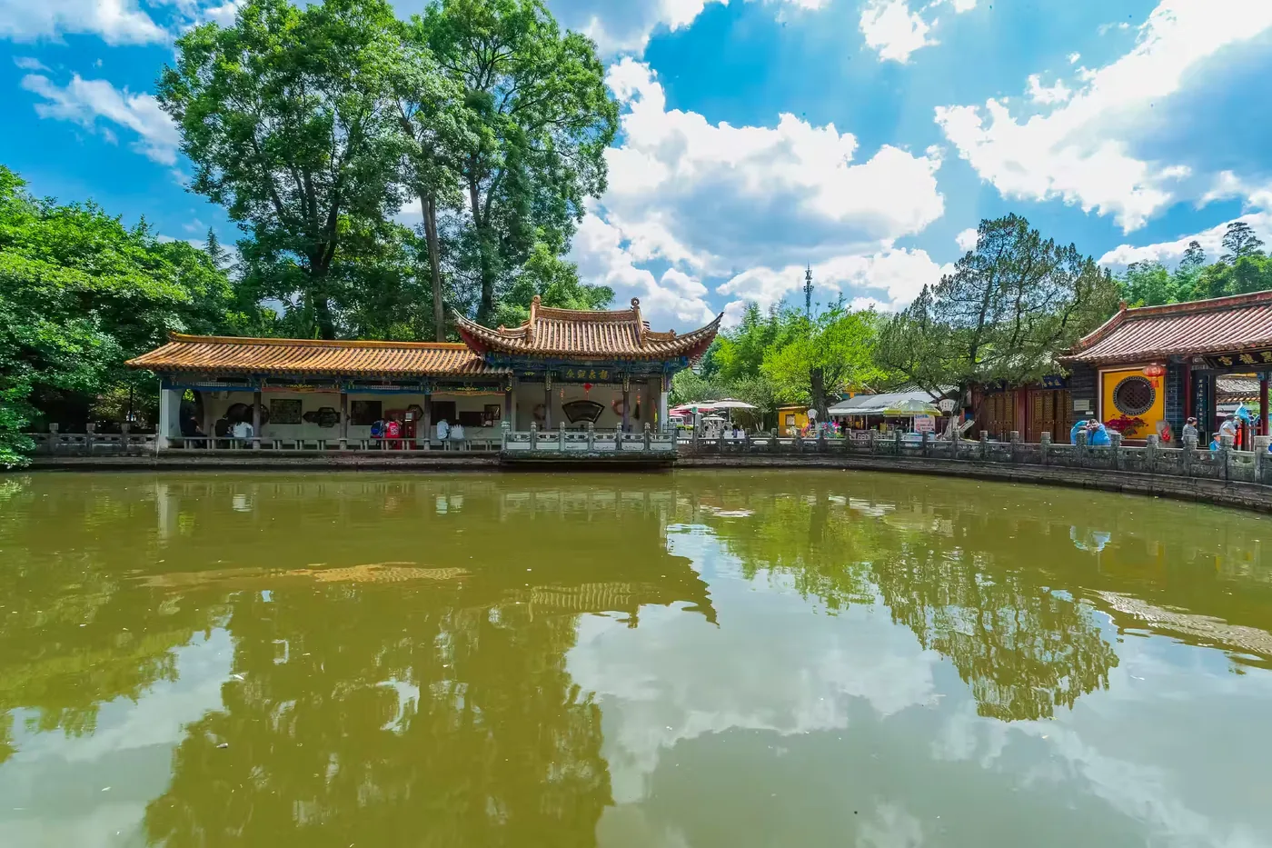 黑龙潭公园