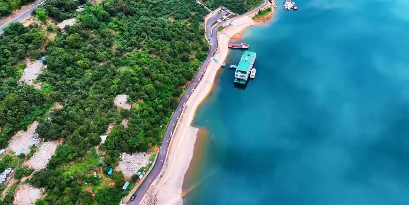 西部大峡谷温泉风景图片