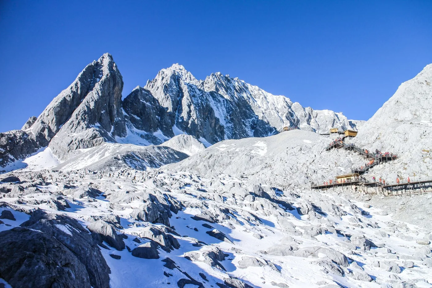 玉龙雪山风景图片