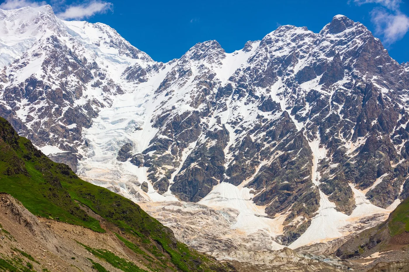 白马雪山风景图片